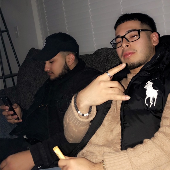 Meet your Posher, Victor - Picture 1 of 1